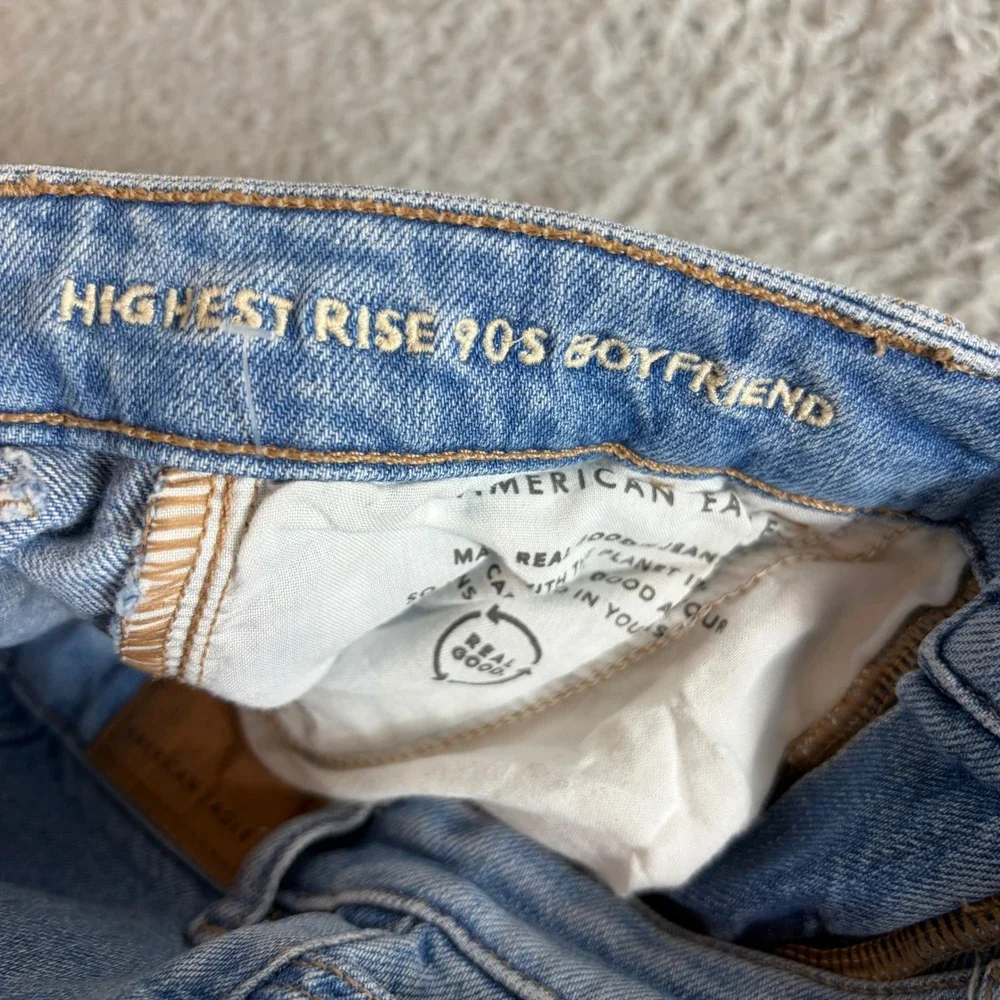 American Eagle Highest Rise 90s Boyfriend Carpenter Jeans Light Wash Blue Size 6